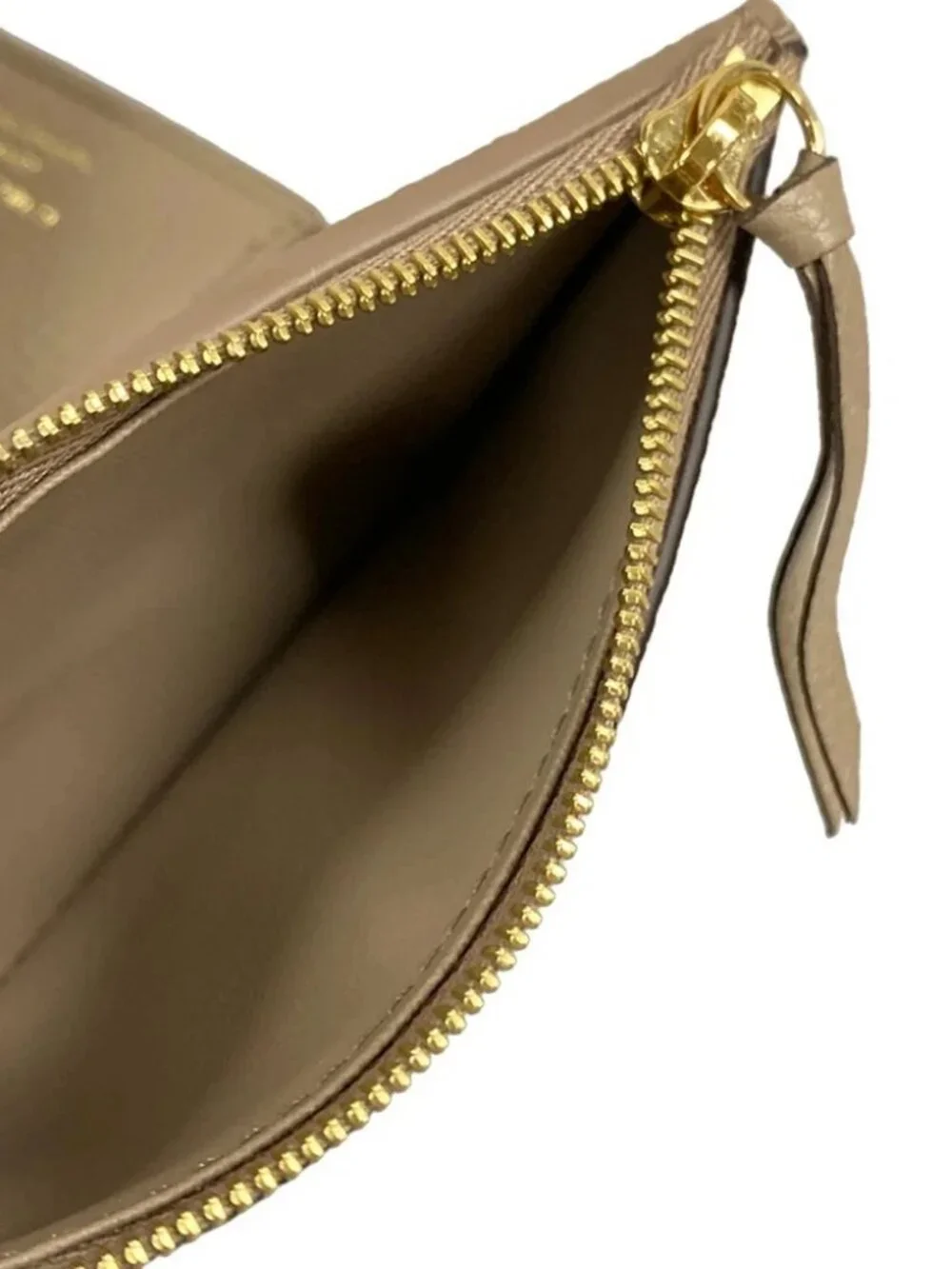 LOUIS VUITTON Portefeuille Victorine Tourtrail/Claim RFID : confirmed